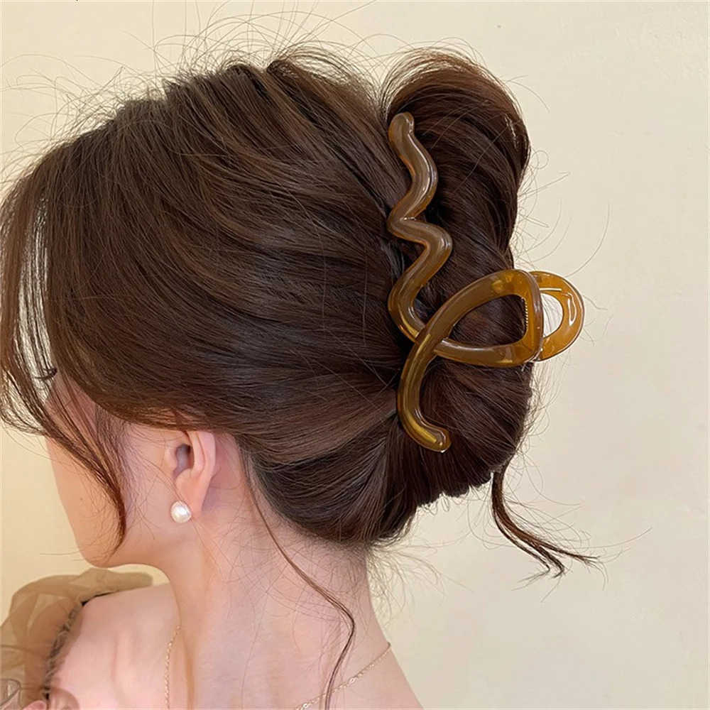 Korean Trendy Wavy Hair Clips for Women Bow Large Hair Claws Crab Acrylic Hairpins Hair Accessories Girls Barrettes Headbands U250807