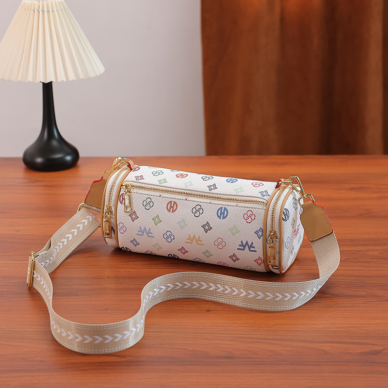 MKF designer bag free shipping Light luxury high-quality classic fashion shoulder bag retro simple outdoor versatile womens crossbody bags