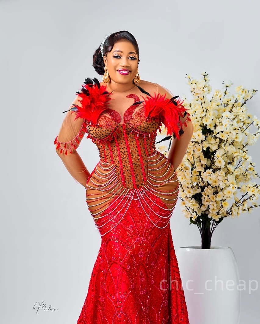 Red Mermaid Prom Dresses 2025 Feather Crystals Beaded Illusion Evening Formal Party Second Birthday Engagement Gowns Plus Size Dress For Special Occas