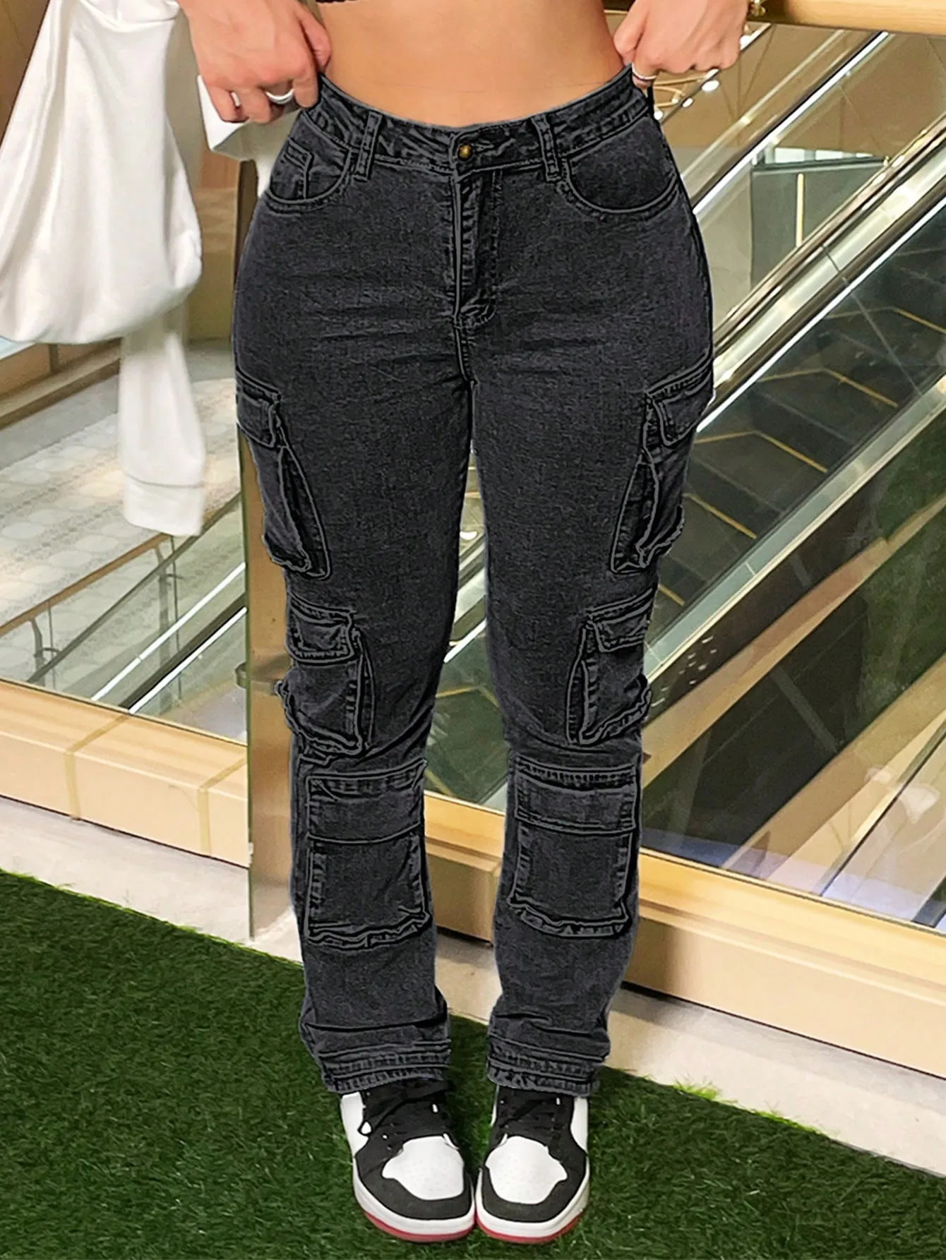 Women Y2K Street Cargo Style Slim-Fit Jeans Stretchy Button Zipper Side Pockets Casual Fashion Comfortable Denim Pants-Black 250804
