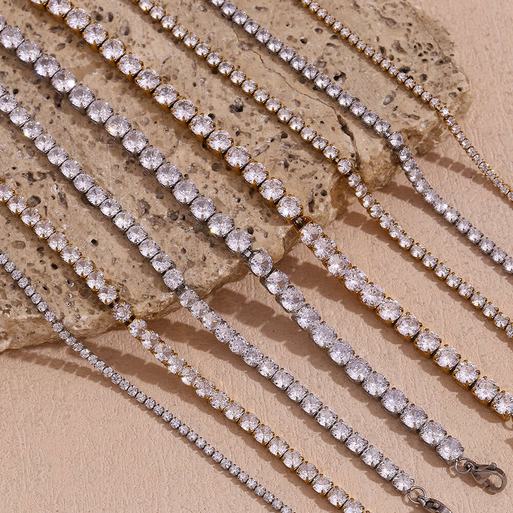 Luxury jewelry designer bracelet fashionable simple niche temperament stainless steel plated 18K gold personalized micro inlaid zircon chain bracelet 