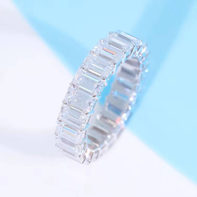 Design High Quality Classical Ring 18K White Gold with VVS baguette Moissanite Diamond Ring for Hiphop Jewelry Gift