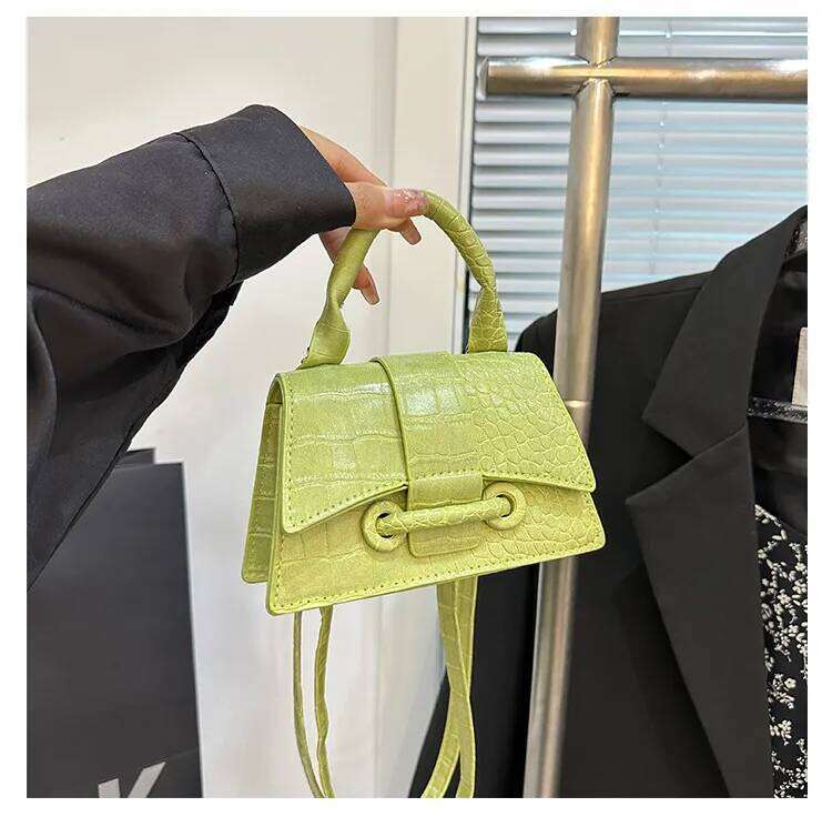 Solid Color Hand-Held Shoulder Casual And Versatile Armpit Bag