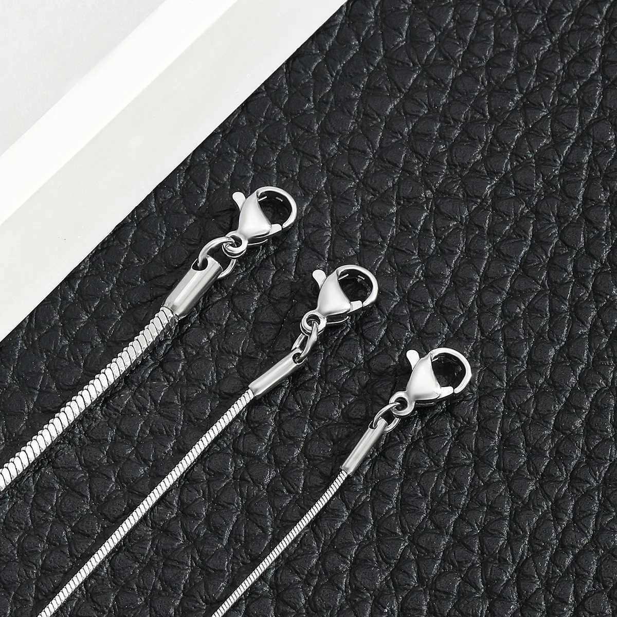 Silver Color Stainless Steel Square Snake Bone Chain Bracelet Titanium Steel Men Bracelet Retro Jewelry Trendy Accessories W250807