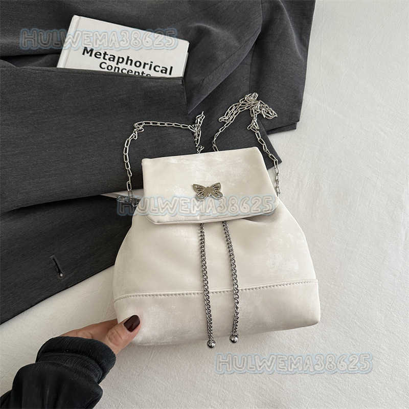 Butterfly Knot Womens Bag 2024 New Solid Color Simple Elegant Chain Fashion Niche Design Versatile Backpack H250806