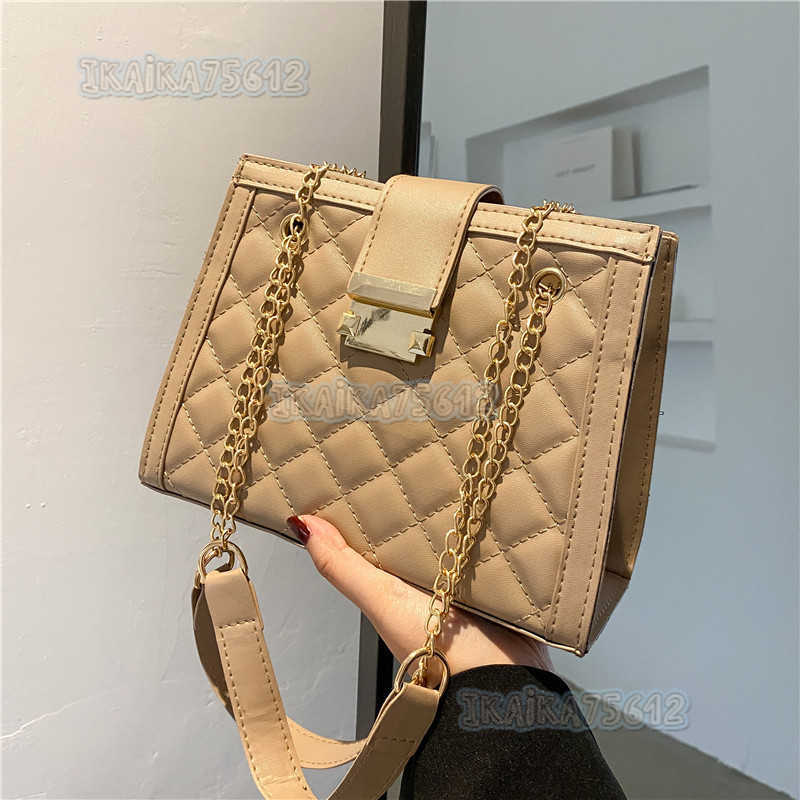Summer Leisure Bag 2021 New Fashion Armpit Shoulder Bag Texture Chain Womens Bag Simple Handbag H250806