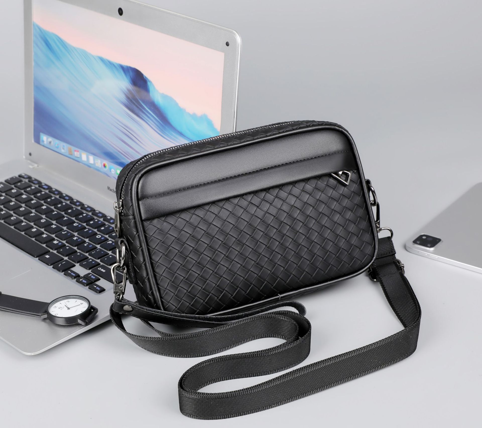 Men's Crossbody Designer Bag Bag New Clutch Bag Business Versatile Woven Plaid Casual Trendy Bag Cross-border Luxury Bag Outdoor Single Shoulder 