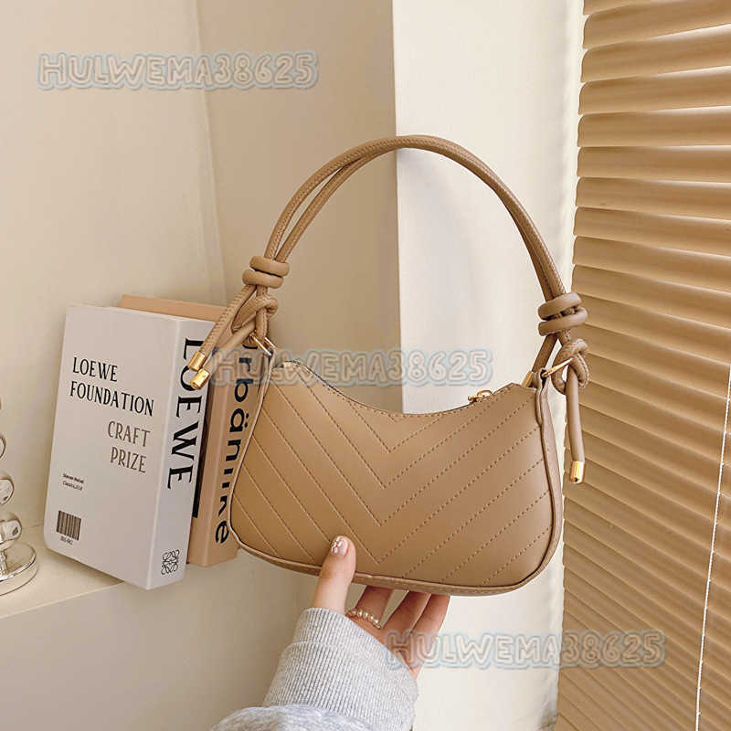 Trendy Fashion Solid Color Versatile Single Shoulder Underarm Bag 2024 Spring New Style Chic Crossbody Small Square Bag H250806