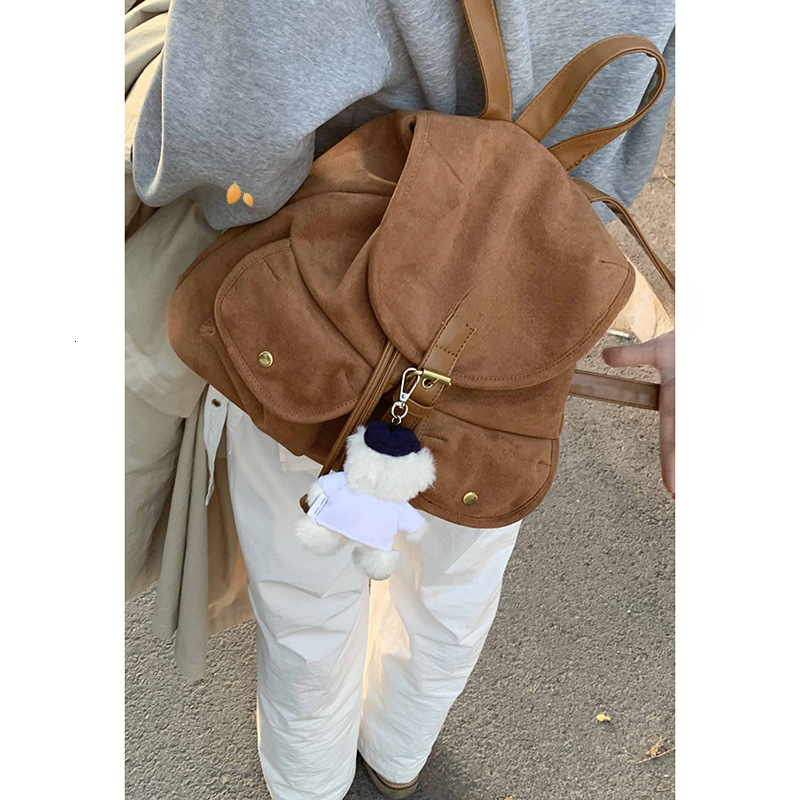 2025 Autumn New Women s Backpack Simple Large Capacity Women s Backpack Niche Design Casual Retro Commuting trend Backpack New Designer Backpack