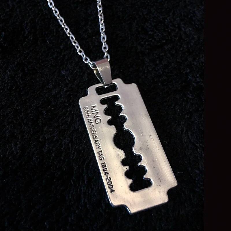 Razor Blade Pendant Necklace for Women Men Vintage Punk Goth Gothic Steampunk Accessories Grunge Rock Jewelry Y2k Aesthetic Jewelry for Women