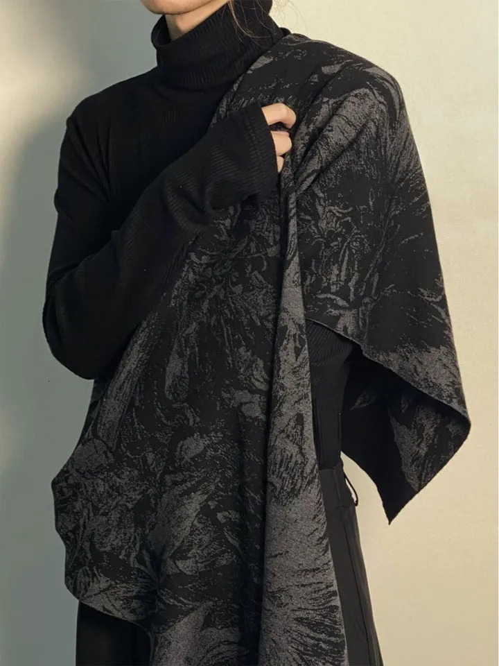 Y2k Gothic Graphic Womens Scarf Shawls Winter Warm Cashmere Scarves Men High Street Fashion Vintage Muffler Unisex 250805