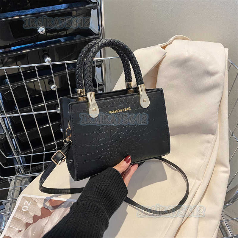 Bag Womens Bag 2022 Fashion Casual Handheld Small Square Bag Shoulder Crossbody Womens Small Square Bag H250806