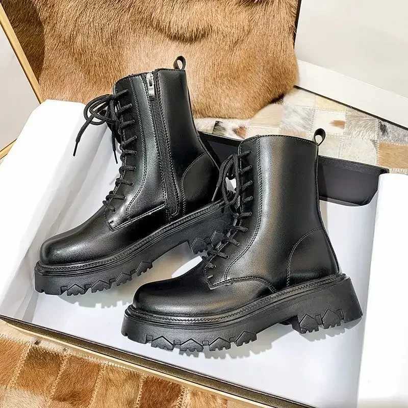 2024 New Waterproof Womens Snow Boots Female Thickened Snow Padded Women Boots Platform Heels Ankle Boots XJ250807
