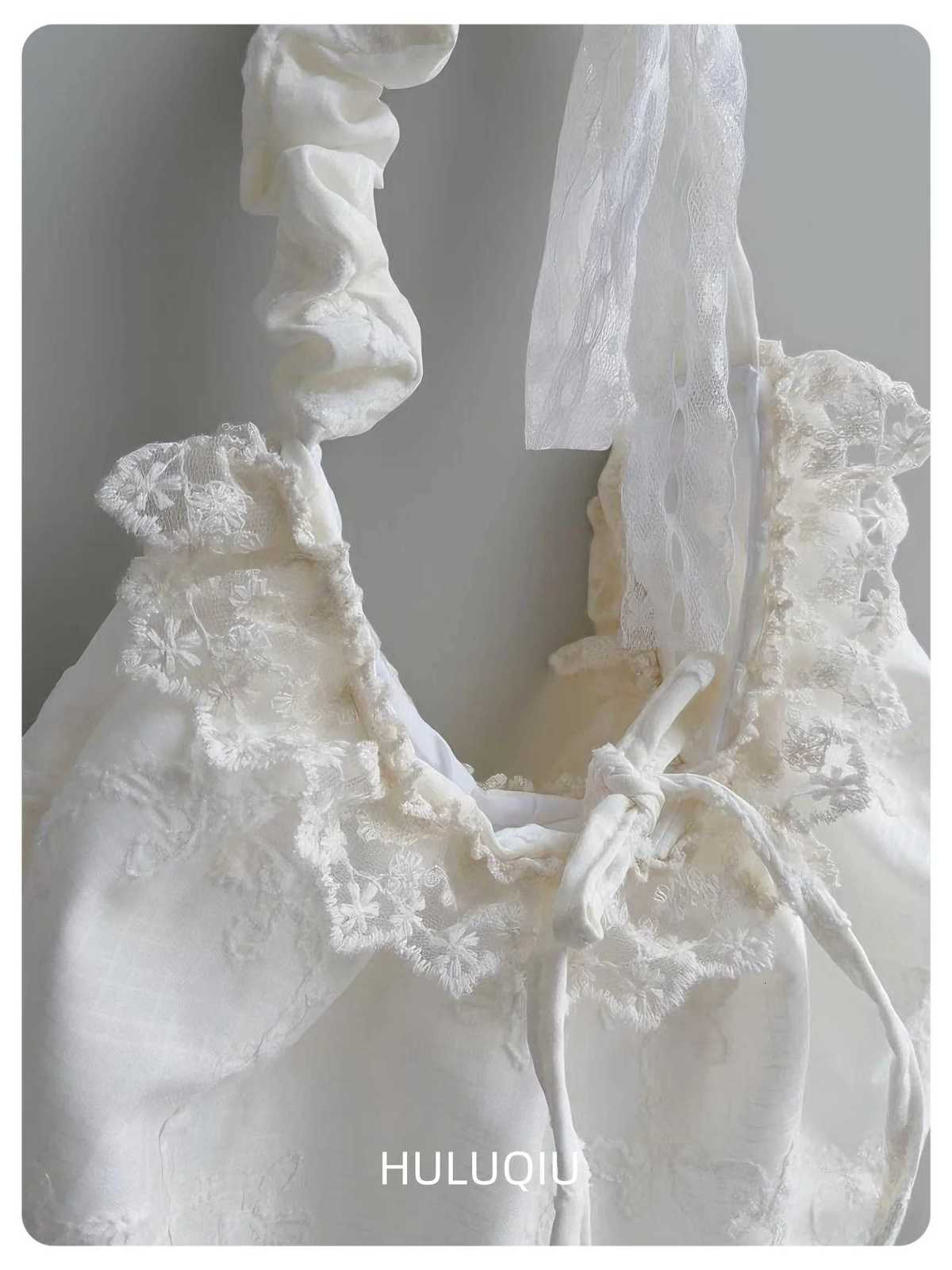 Sweet Lace Ruffle Korean FAshion Shoulder Bag for Student Chic Floral Crossbody Bag Portable Large Capacity Storage Bag Z250807