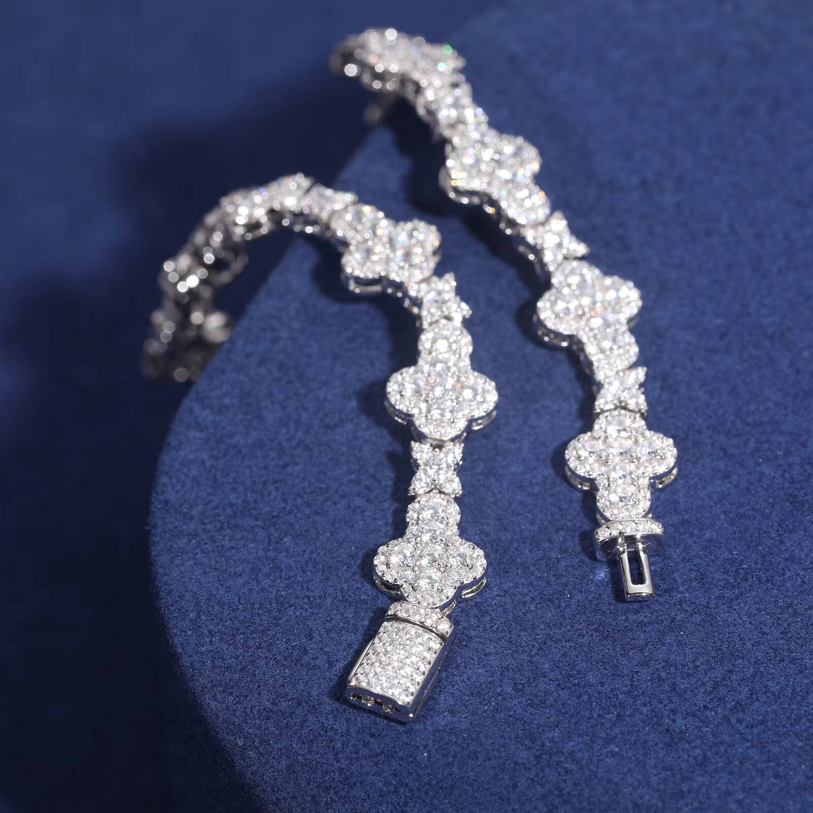 New Cross Collection Sparkling Necklace Mens 925 Sterling Silver VVS Moissanite Diamond Iced Out Cross Star Link Chain