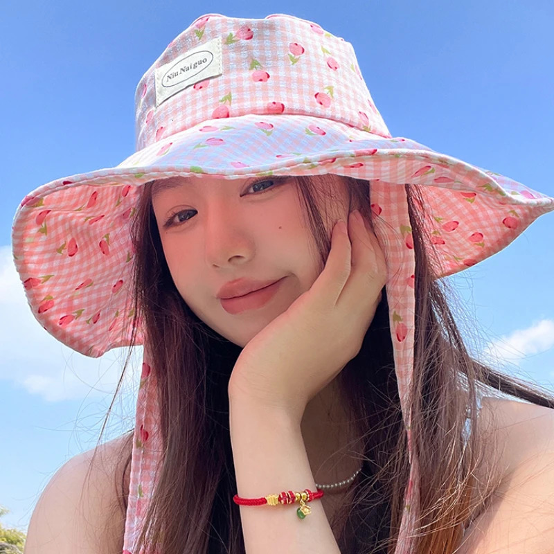 Ins Fresh Plaid Print Long Streamer Sun Hat Spring and Summer Outdoor Travel Leisure Sunscreen Large Brim Bucket Caps 250805