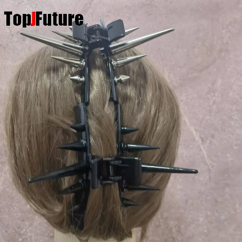 Women Y2K girl Harajuk Gothic lolita cosplay Grasp Clip spike horn Oval Hollow rivet Grasp Hair Crab Hair Accessories claws 250730