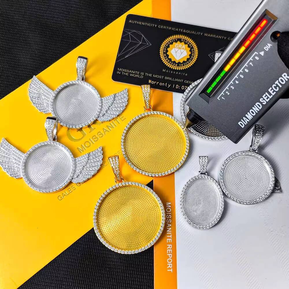 Hight Quality VVS Moissanite Photo Pendant 925 Sterling Silver Custom Round Photo Frame Pendant