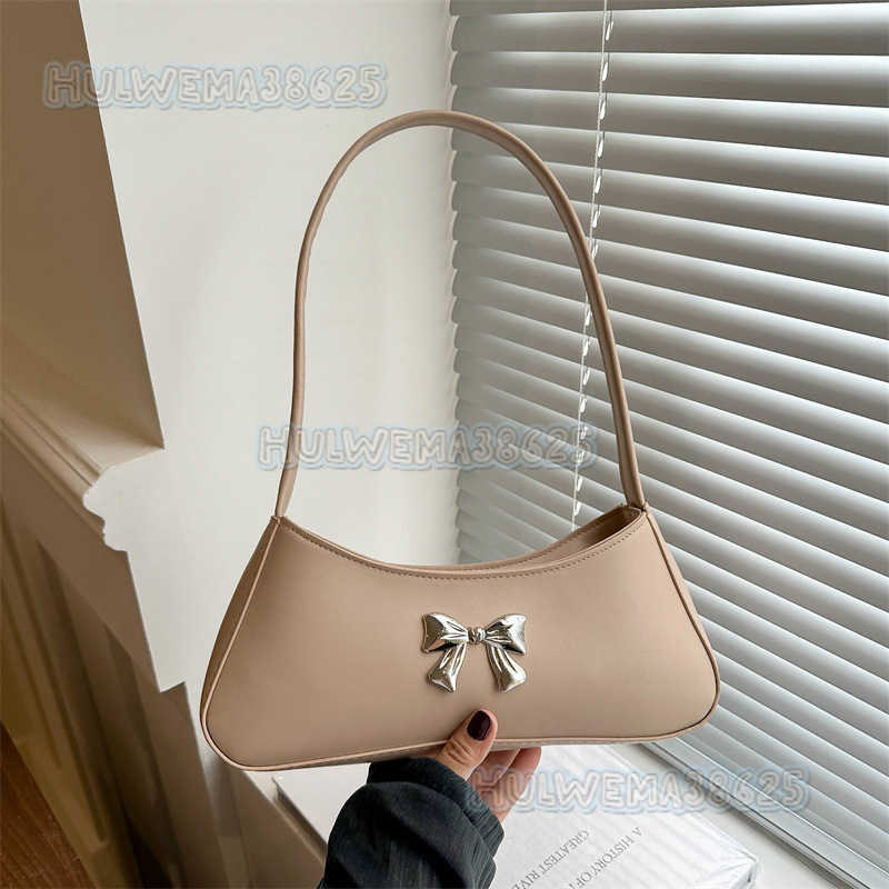 High-end Underarm Small Bag for Women 2024 New Fashion Versatile Shoulder Bag Niche Design Baguette Handbag Trendy H250806
