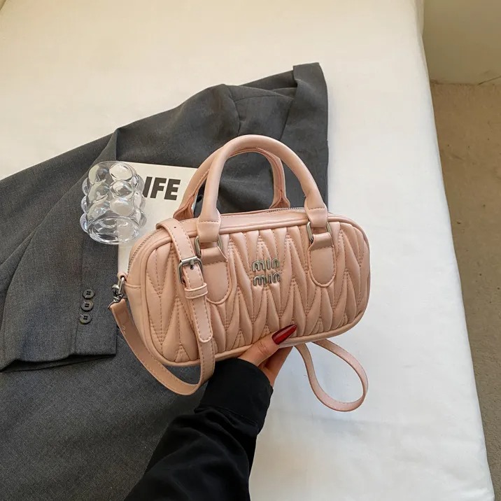 Designer bag 2025 new fashionable luxury shoulder bag crossbody bag classic bag small square bag fashionable women's bag handbag