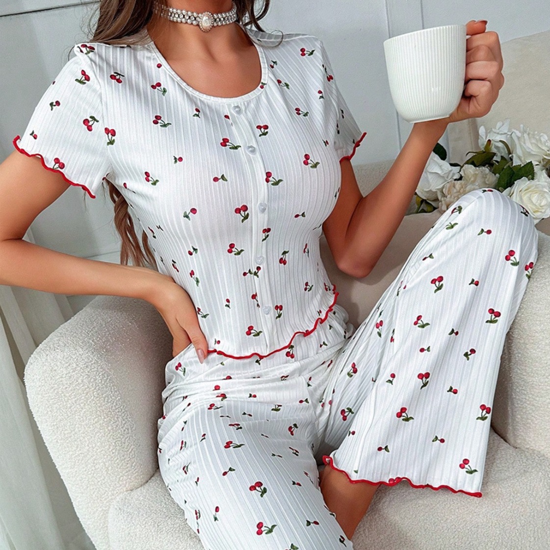 B1005-Women's Pajamas and Homewear Cherry Pattern Short-Sleeved Pants Front Button Short-Sleeved Pants Set