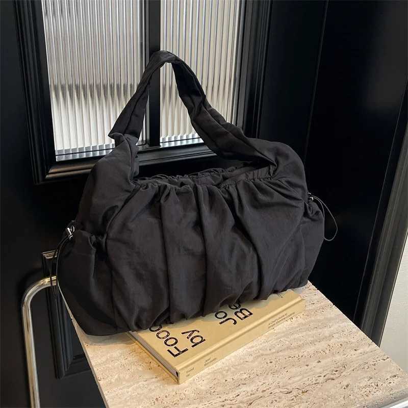 Nylon Cloth Bag Women Tote Bag Large Capacity Summer 2024 New All-Match Ins One-Shoulder College Student Class Bag Lady Handbag Z250807