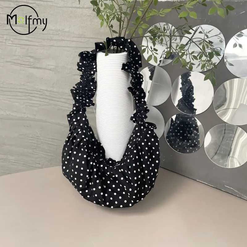 Women Underarm Bag Large Capacity Polka Dot Crossbody Bag All Matched Pleated Dumpling Bag for Outdoor Travel Clutch Purse Z250807