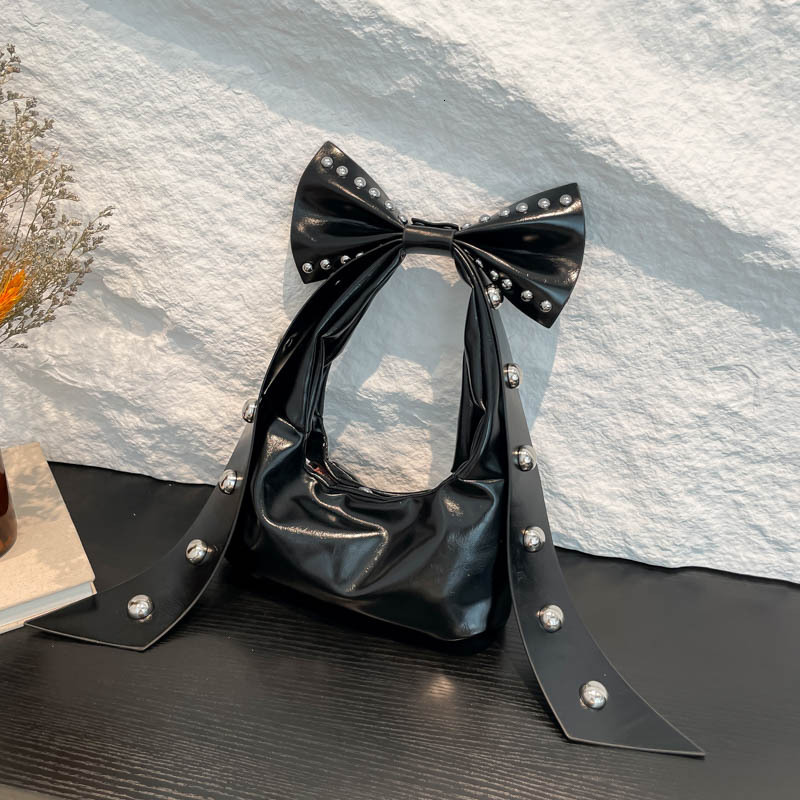 Free shipping designer Unique Women Bag Japanese Street Style Cute Travel Underarm Bag Fashion Rivet Decoration Large Capacity Shoulder Bag