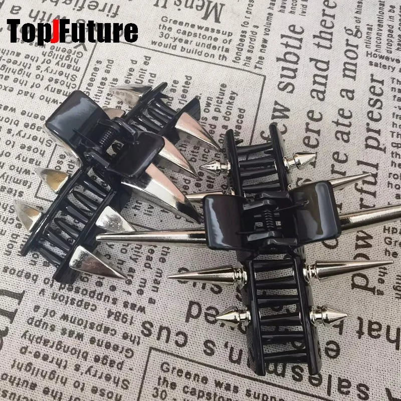 Women Y2K girl Harajuk Gothic lolita cosplay Grasp Clip spike horn Oval Hollow rivet Grasp Hair Crab Hair Accessories claws 250730