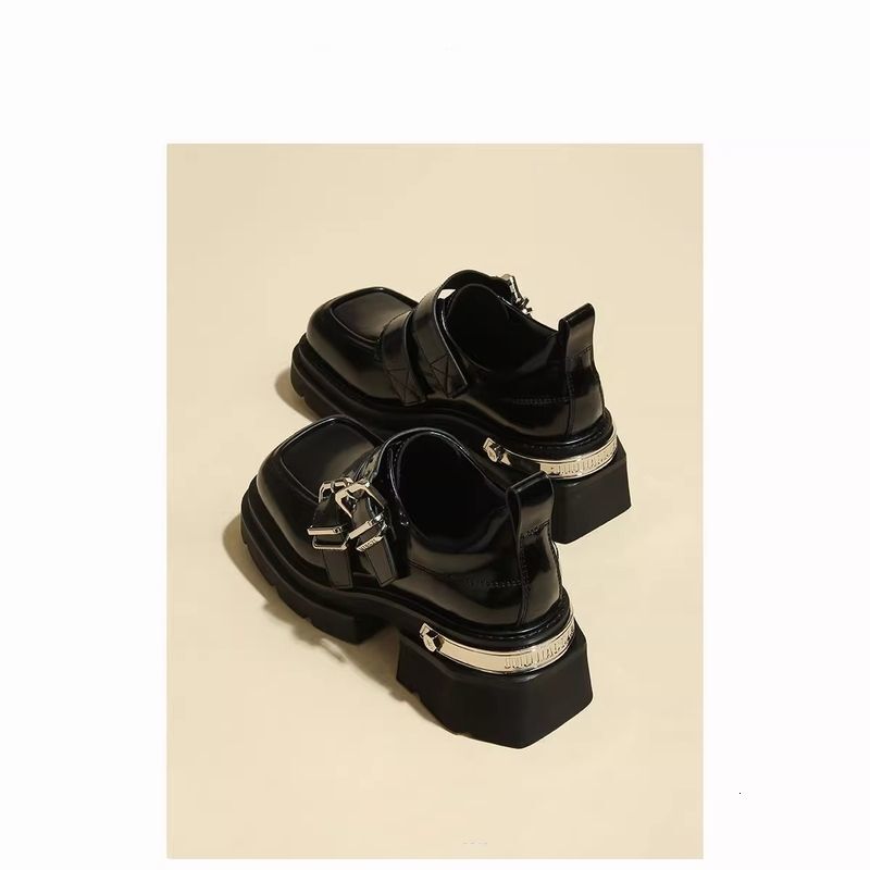 2025 new Le Fu shoes punk thick soled shoes designer small leather shoes with added sponge cake shoes