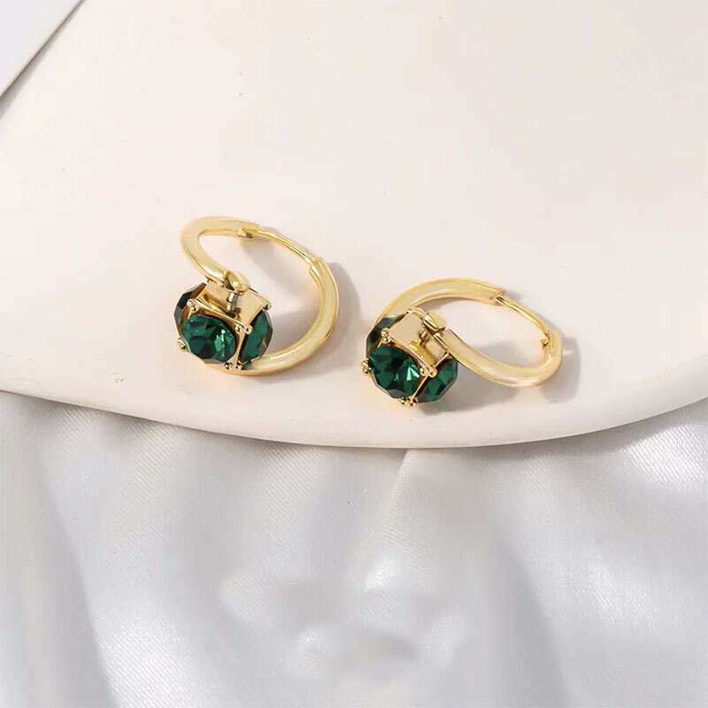 Super Sparkling One Carat Green Crystal Earrings Niche Korean Style High-End Light Simple Versatile Personality Fashion Ear Clips