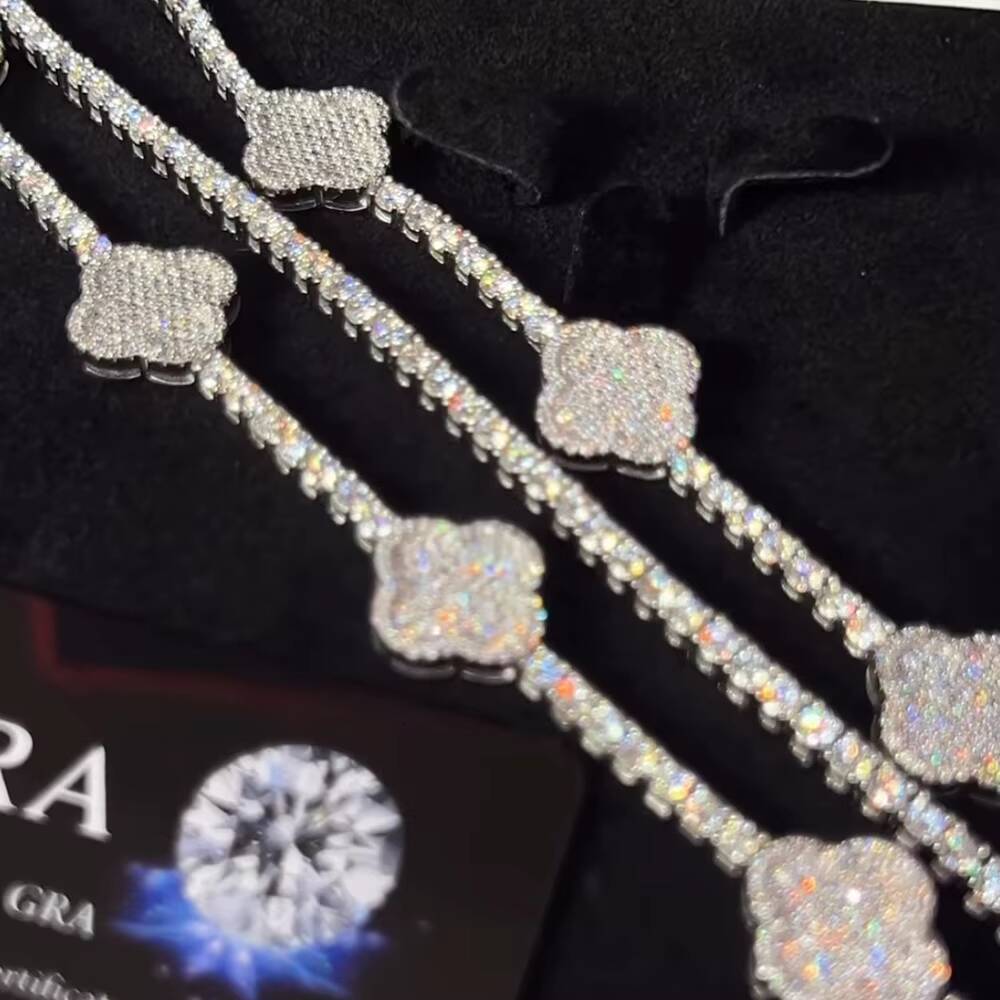 S925 Silver 2025 Latest Trend Four Leaf Clover Tennis Bracelet Factory Price Moissanite Bracelets Bangles High Quality