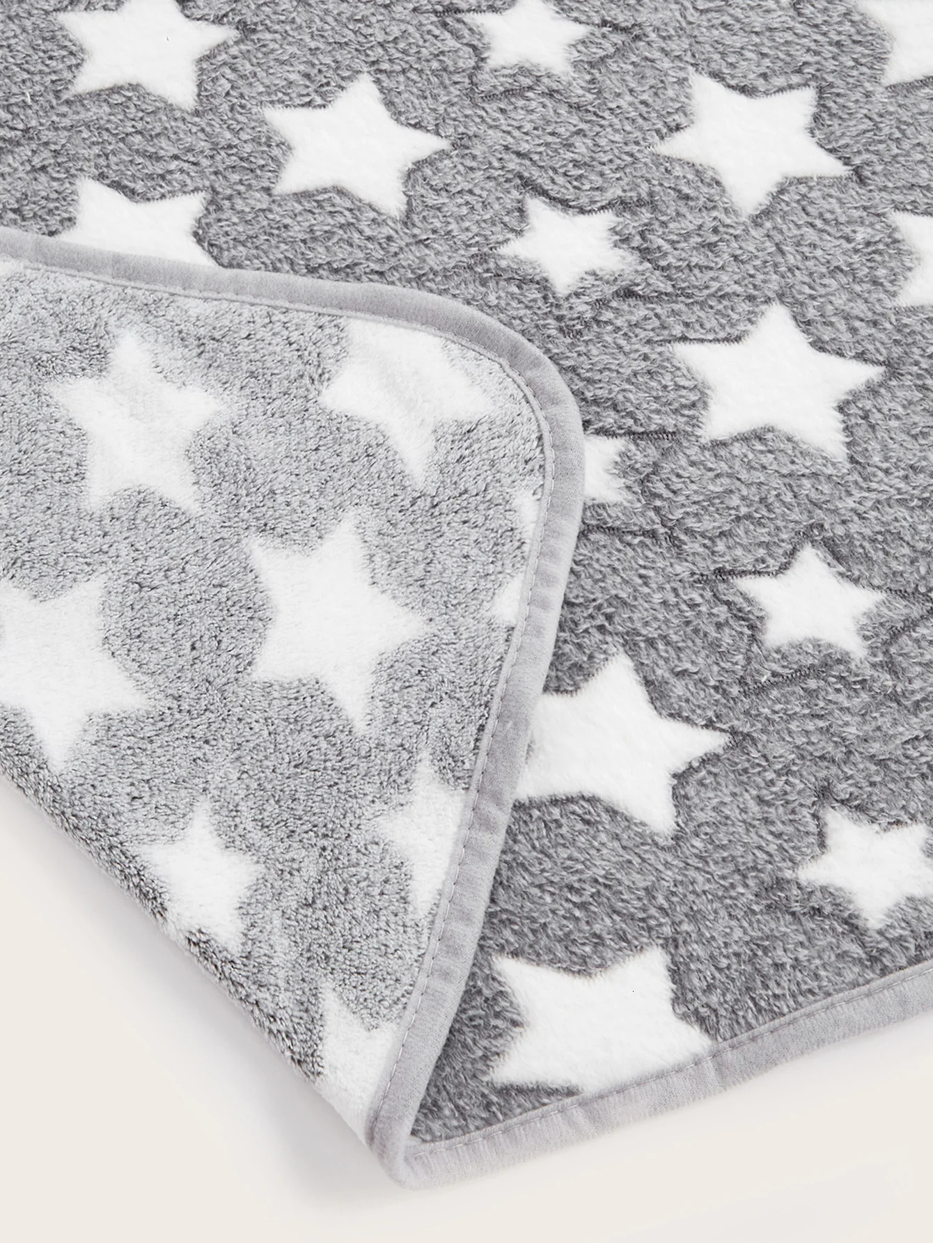 Puppy Blankets Super Soft Warm Sleep Mat Grey Cute Print Fluffy Fleece Pet Flannel Throw Dog Blankets for Small Dogs Cats 250804