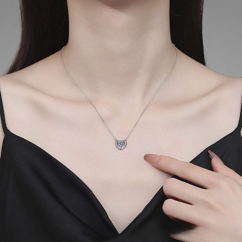 Moissanite Necklace S Sterling Sier Heart Single Dia Pendant Simple Versatile Heart-shaped Collarbone Chain
