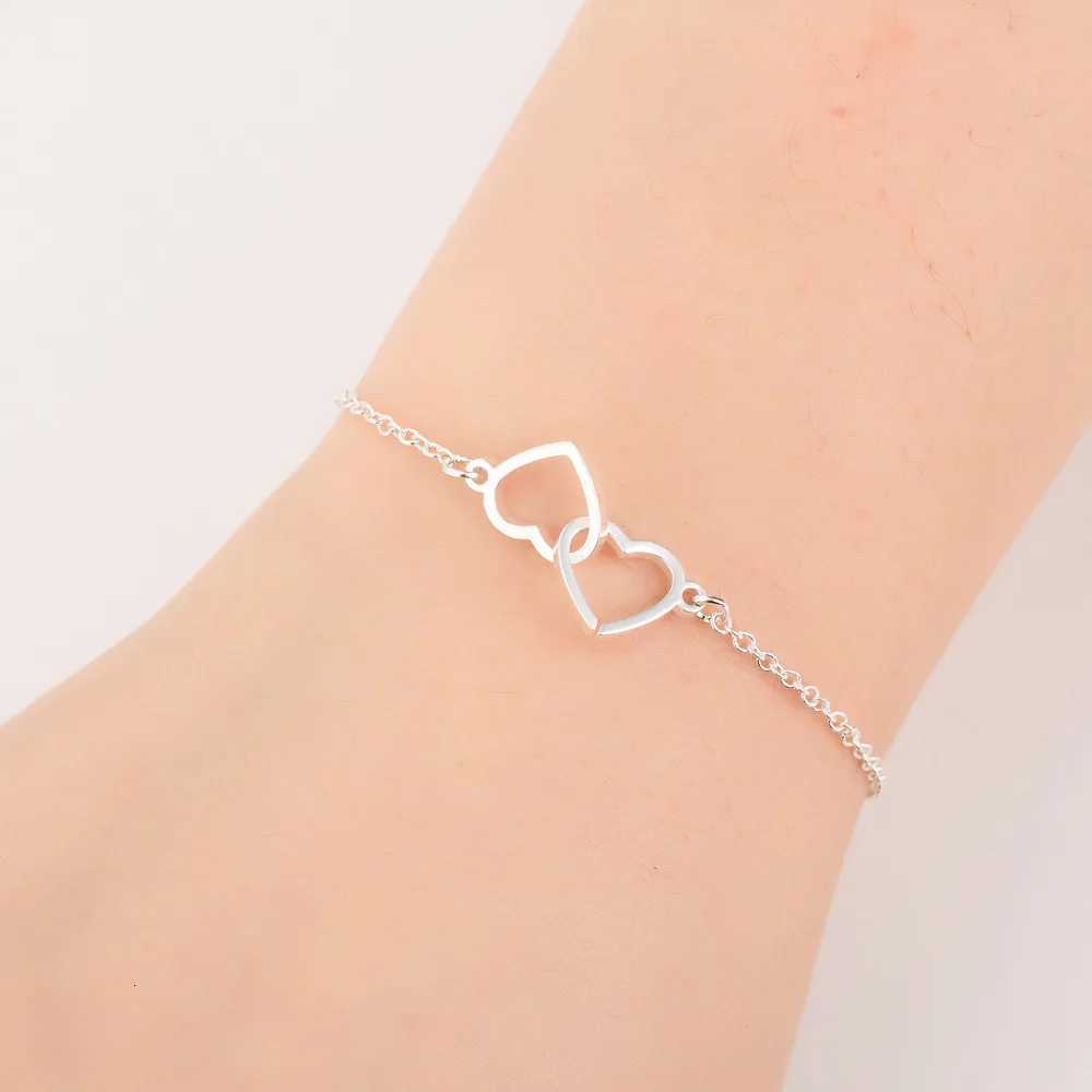 3 Colors Fashion Stainless Steel Hollow Heart Bracelet for Women Girl Couple Hand Chain Friendship Jewelry Wedding Gift Bangle W250807