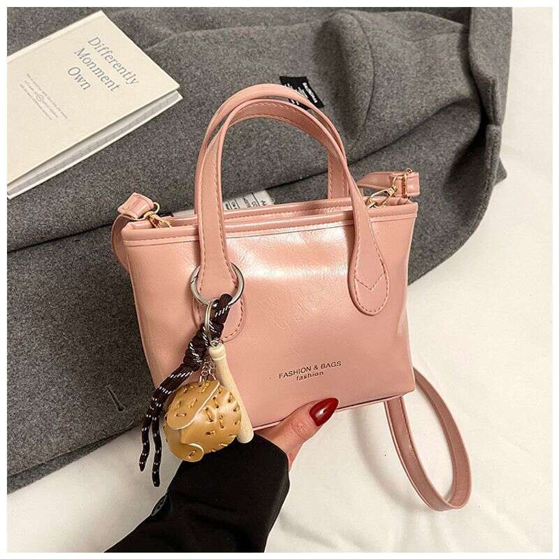 Designer Bag Niche High-Quality Small For Women 2024 New Trend Versatile Shoulder Crossbody Handbag Bucket Bag