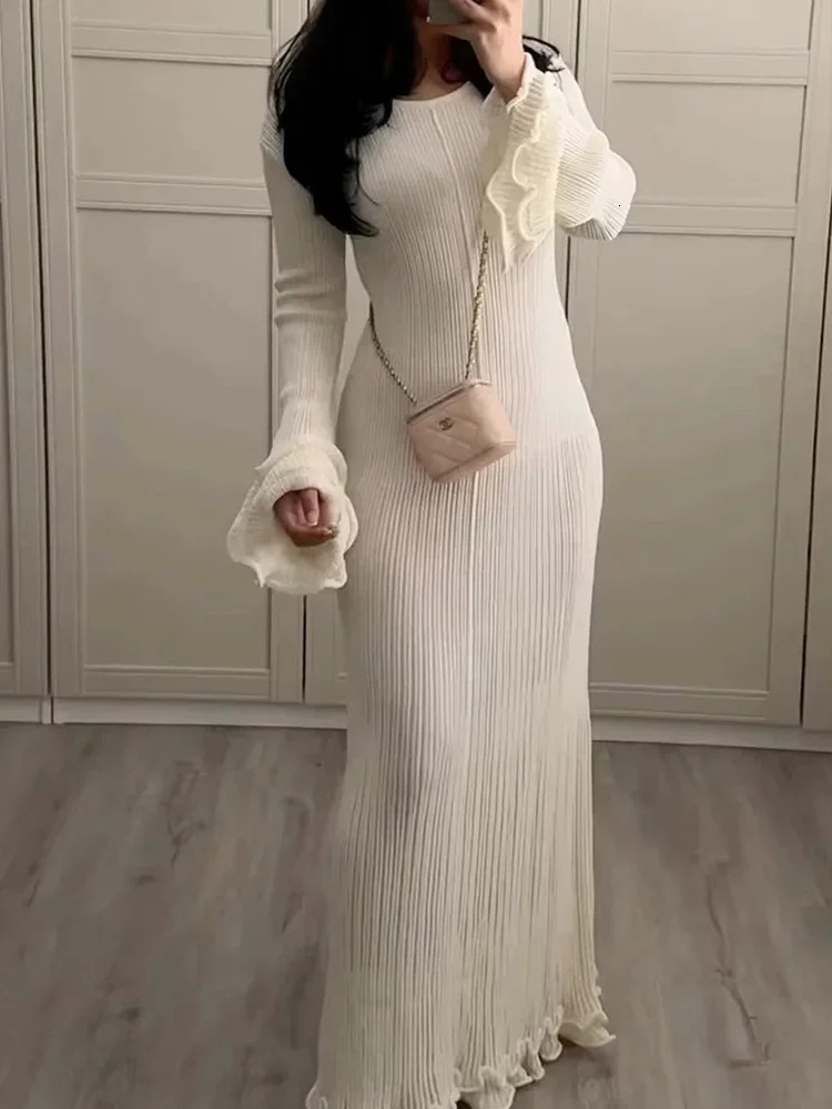 DFCF Causal Office Woman Elegant Buttons V Neck Knitted Maxi Dresses 2025 Fashion Long Sleeved Ruffles Pleasted Slim Dress 250728