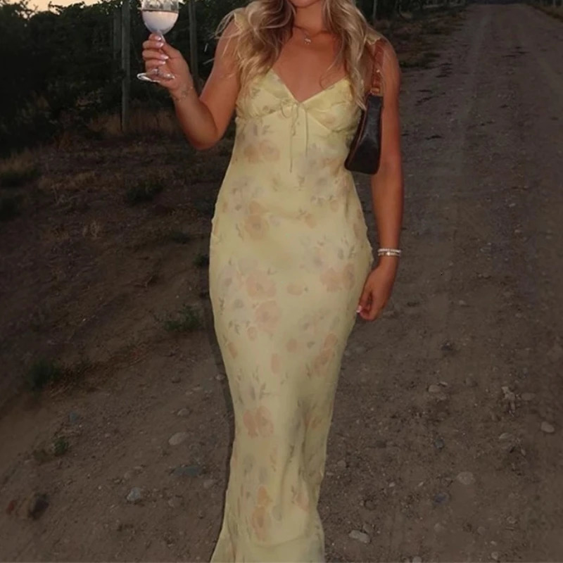 Summer Flower Printed Womens Sexy Lowcut Dress Sleeveless Backless Slim Sling Dresses 2025 Beach Vacation Lady Vestidos 250807