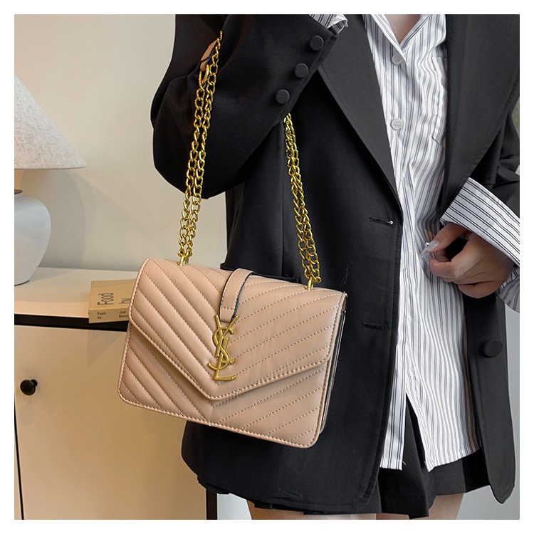 Designer fashion tote Bag Crossbody Shoulder Bag Luxury Bag Ladies Purse New Tide Fashion Chain Wide Strap Hundred Texture Small Square Bag beautiful 