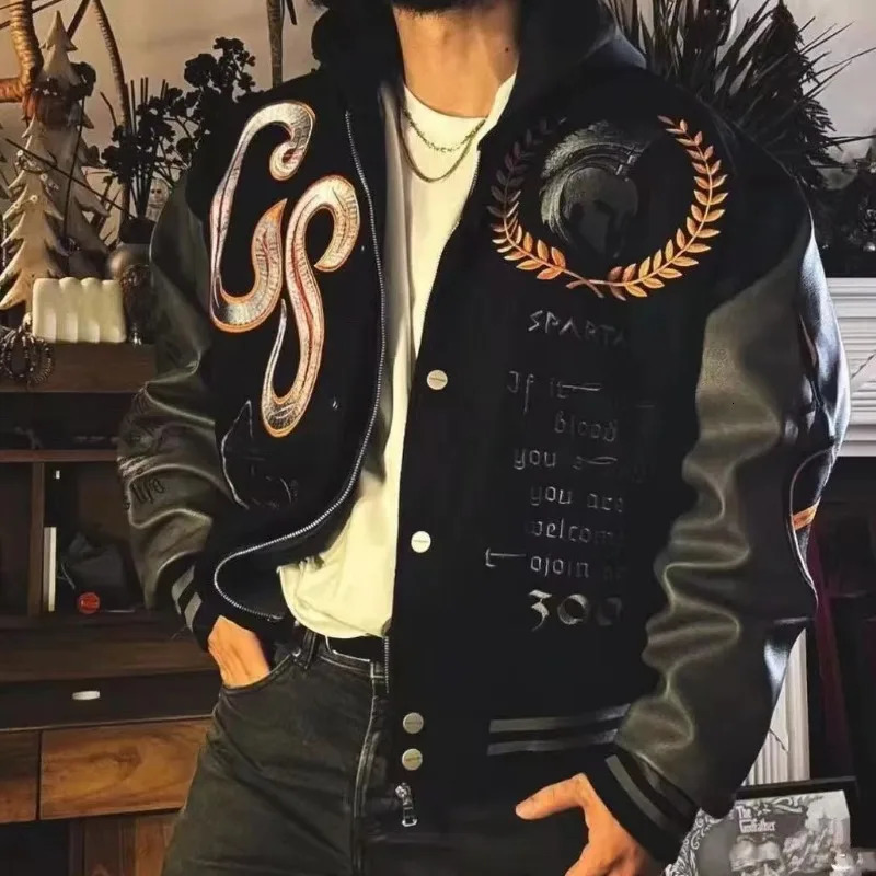 Streewear Varsity Jacket Men Splicing PU Leather Sleeves Spring Autumn Embroidery Baseball Jacket Coats Men Clothing Outerwears 250805