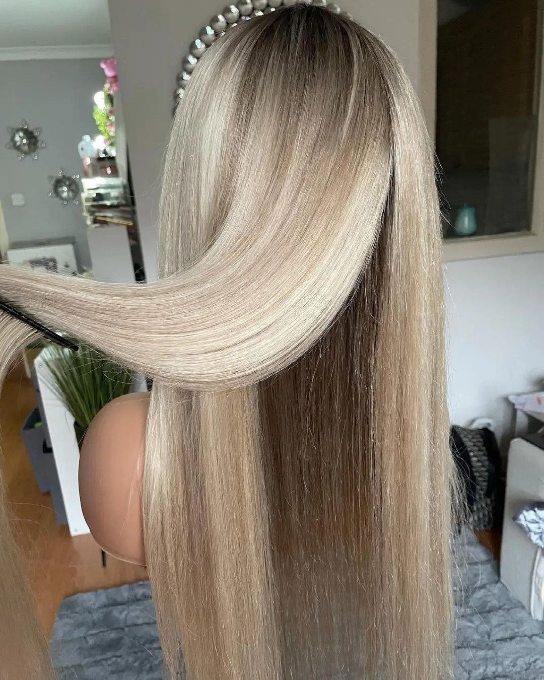 Ombre Ash Blonde Transparent Lace Wigs Human Hair Straight 13x4 Lace Front Wigs For Women Ready To Wear Preplucked Blonde Remy Wig Synthetic