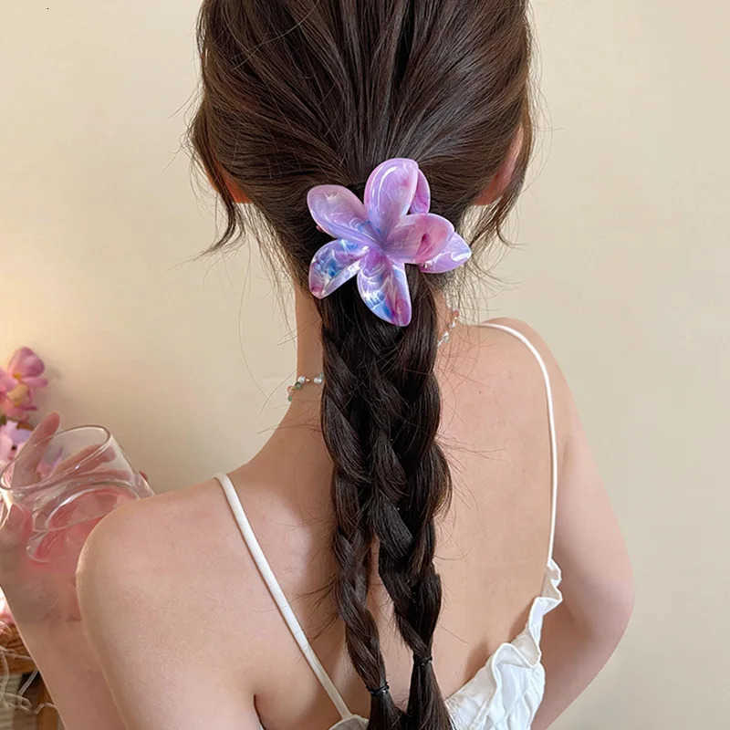 2025 New Blended Flower Hair Clip Grip Clip for Womens Back of The Head Disc Hair Clips Half Tie Hair Clips Headpiece U250807