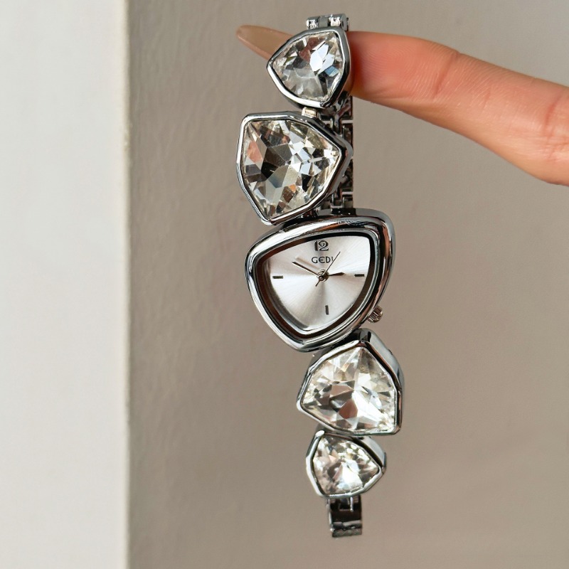 Fashionable Women's Wristwatch with Distinctive Irregular Layout & Bold Colors