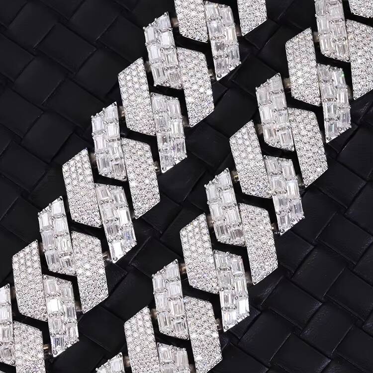 Luxury Jewelry 18K Gold Plated 925 Solid Silver Baguette Moissanite Diamond Necklace Cuban Link Chain