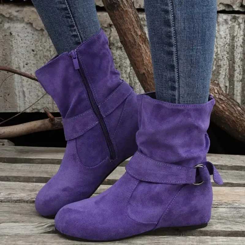 2024 New Simple Commuting Round Toe Leather Boots Flat Bottomed Belt Buckle Womens Shoes XJ250807