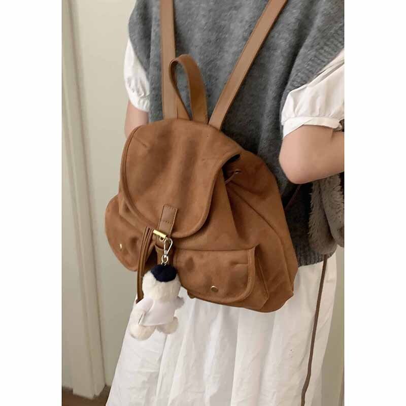 2025 Autumn New Women s Backpack Simple Large Capacity Women s Backpack Niche Design Casual Retro Commuting trend Backpack New Designer Backpack