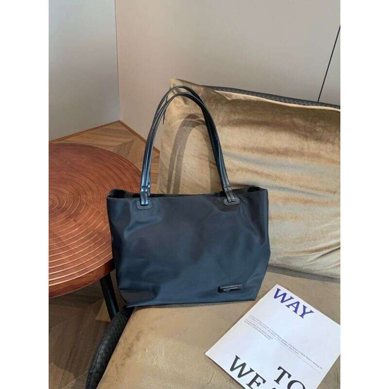 2025 New Simple Lightweight Nylon Tote Large Capacity Commuter Single Shoulder High-end Shopping Bag Bag-in-Bag