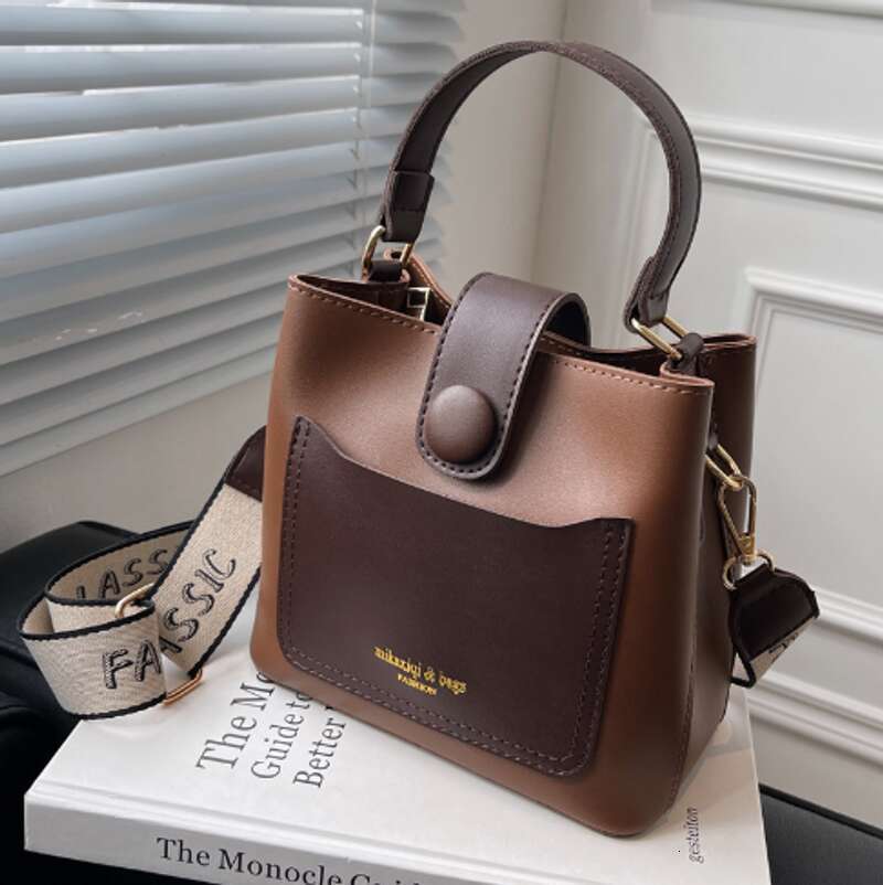 Burst Popular New Fashion Handbag One shoulder Women s Cross body All Retro Bucket Bag