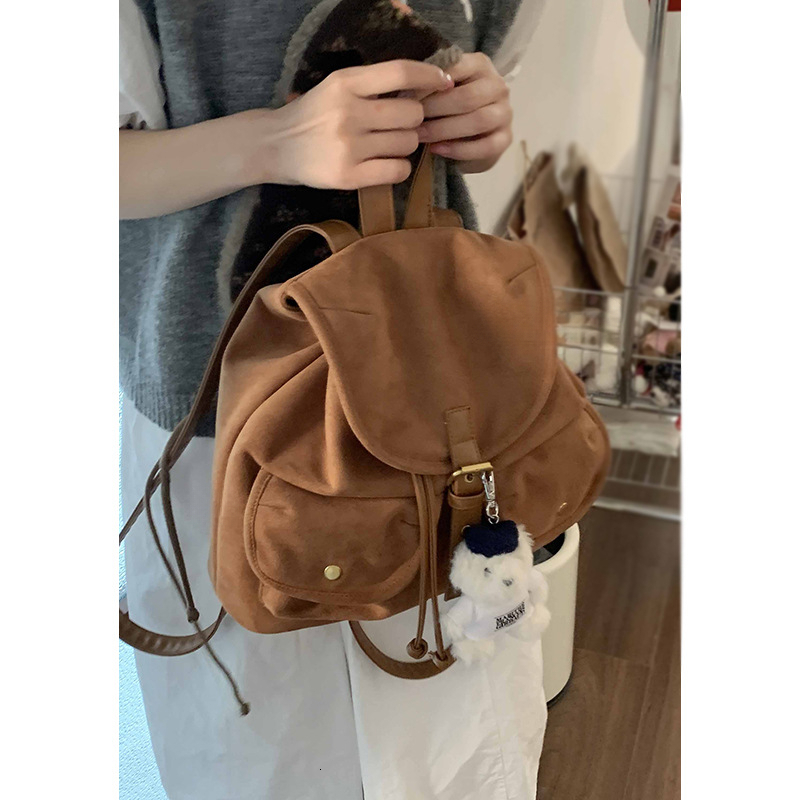 2025 Autumn New Women s Backpack Simple Large Capacity Women s Backpack Niche Design Casual Retro Commuting trend Backpack New Designer Backpack