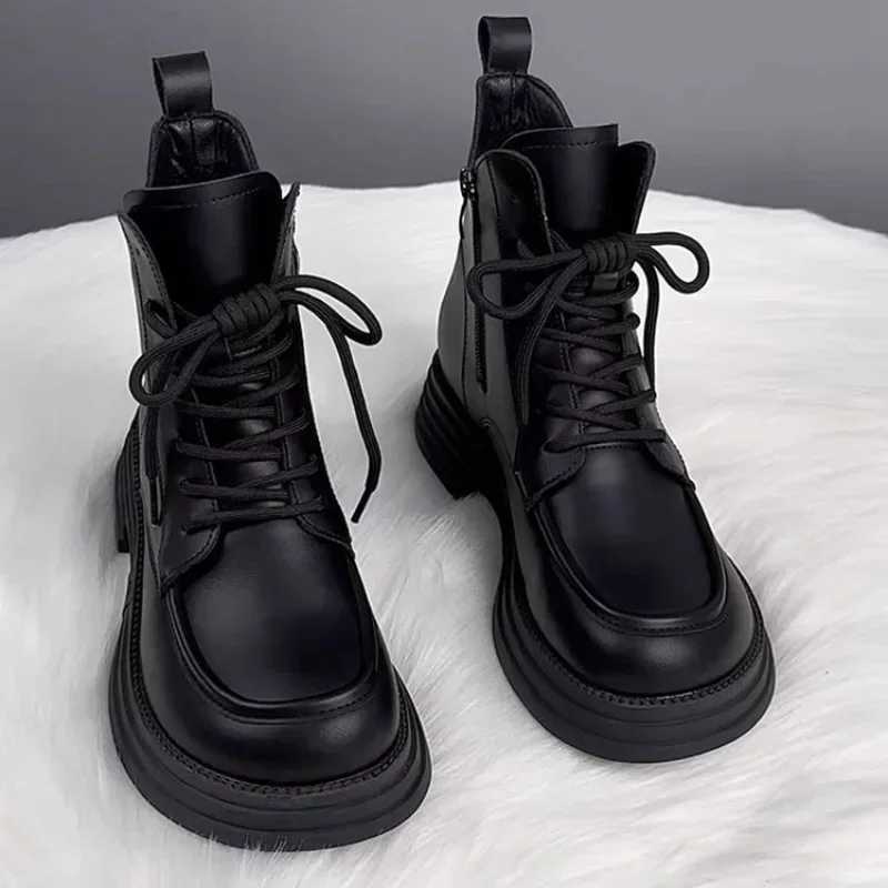 2025 Winter Womens Boots Plush New Platform Warm Short Boots Flat Bottom Comfortable Outdoor Lace Up Ankle Boots Fi Shoes XJ250807